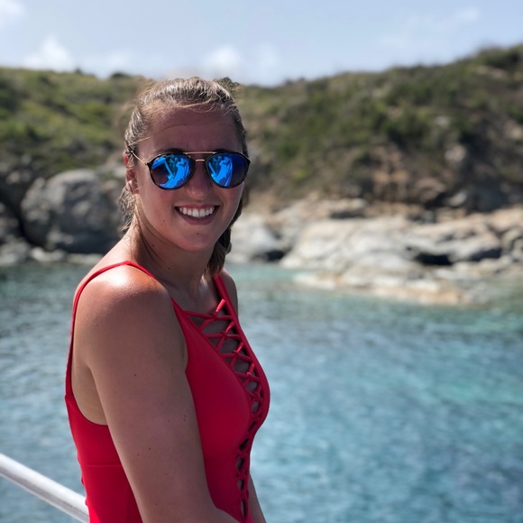 Meet your Posher, Mimi - Picture 1 of 1